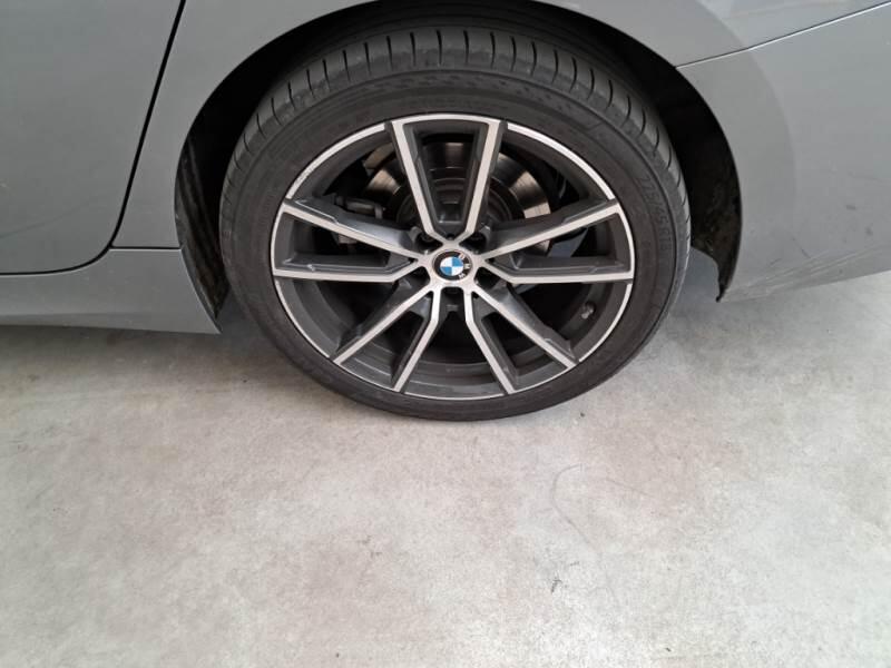BMW Serie 3 Touring 318D 48V - foto 18