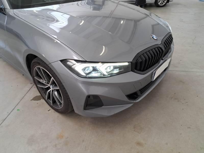 BMW Serie 3 Touring 318D 48V - foto 33