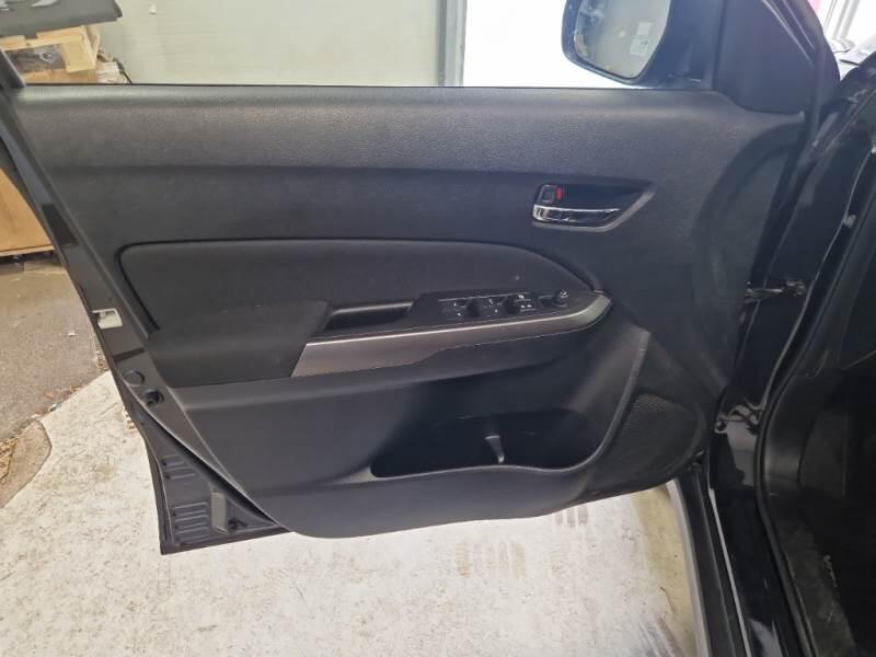 Suzuki Vitara SUV 1.4 BOOSTERJET HYBRID COOL - foto 86