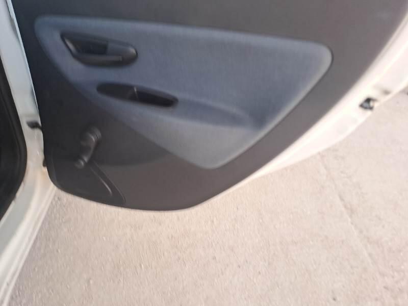 Lancia Ypsilon BERLINA 1.0 FIREFLY 70CV SeS HYBRID GOLD - foto 104