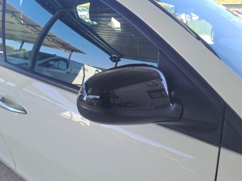 Lancia Ypsilon BERLINA 1.0 FIREFLY 70CV SeS HYBRID GOLD - foto 33