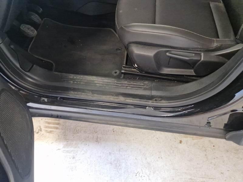 Jeep Avenger SUV 1.2 TURBO SUMMIT - foto 86