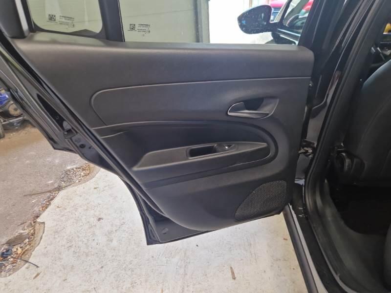 Jeep Avenger SUV 1.2 TURBO SUMMIT - foto 97