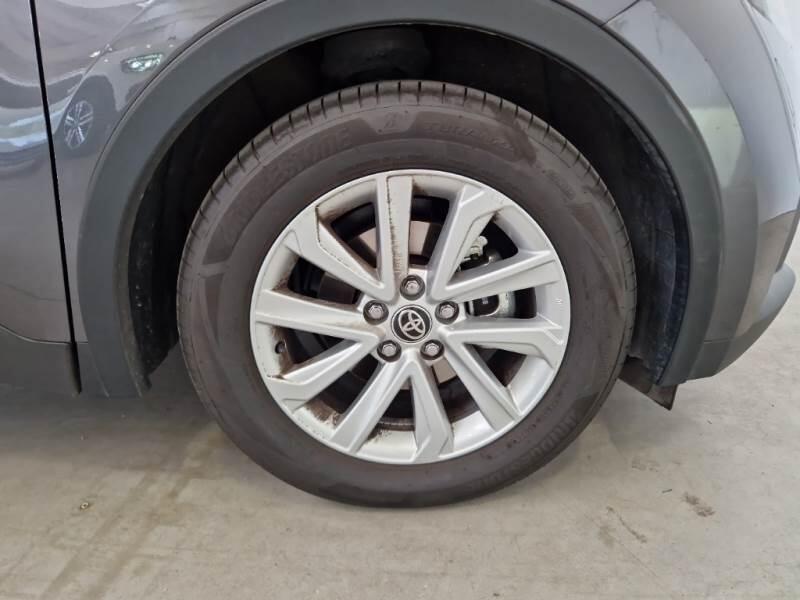 Toyota C-HR SUV 1.8 HV E-CVT ACTIVE - foto 17