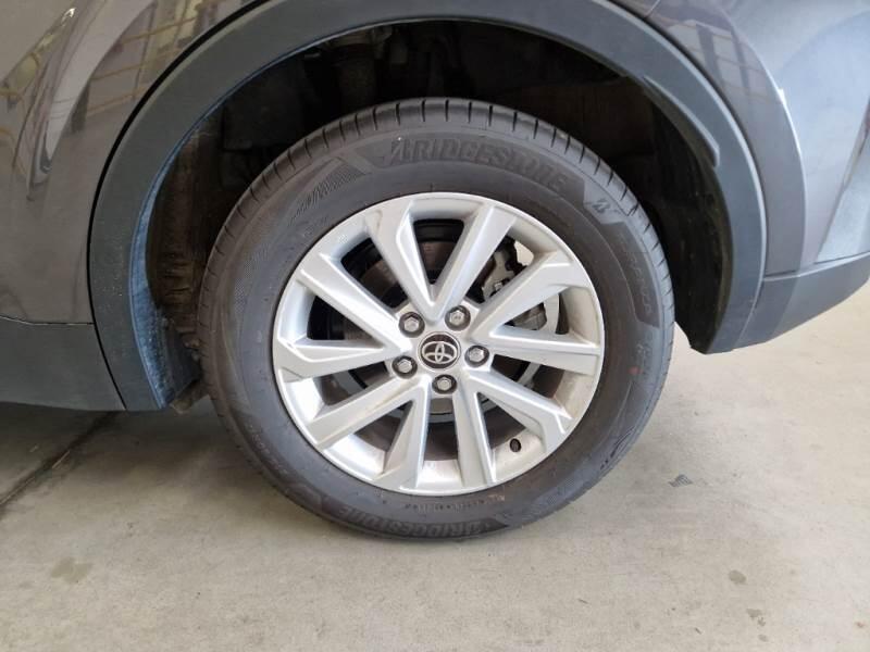 Toyota C-HR SUV 1.8 HV E-CVT ACTIVE - foto 47