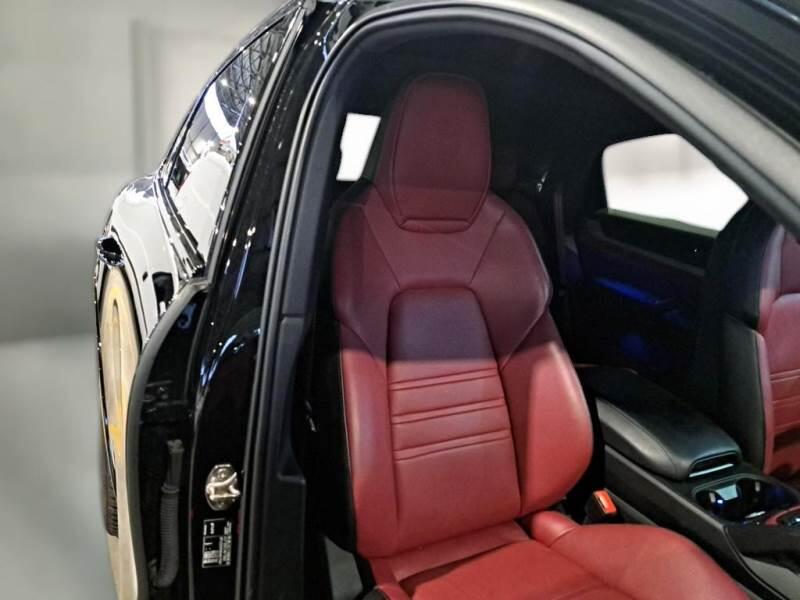 Porsche Cayenne 3.0 V6 E-HYBRID - foto 13