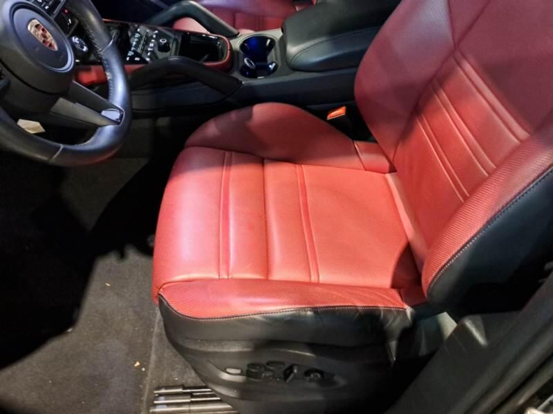 Porsche Cayenne 3.0 V6 E-HYBRID - foto 58