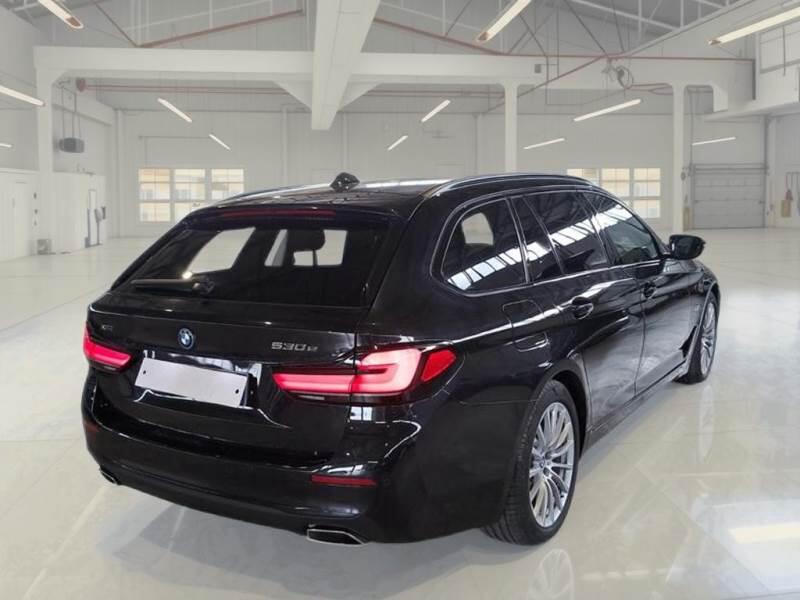 BMW Serie 5 530E XDRIVE BUSINESS AUTO TOURING - foto 2