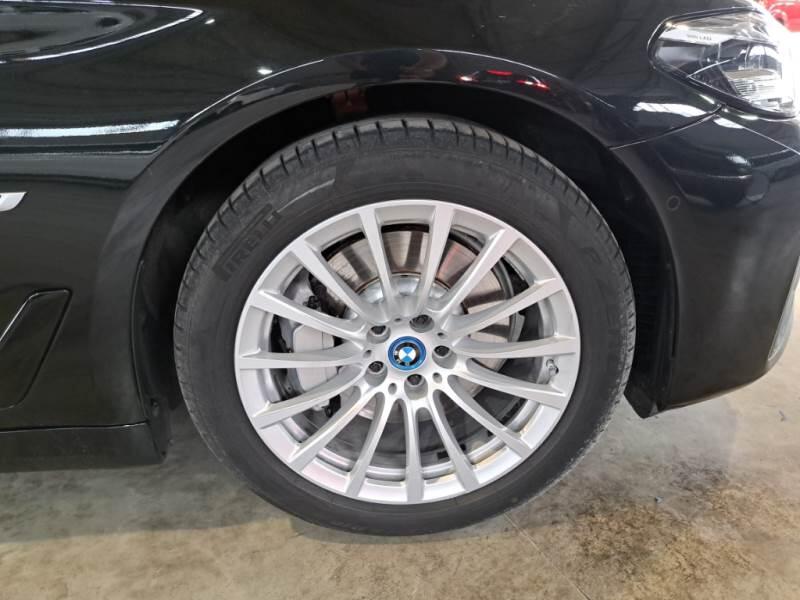 BMW Serie 5 530E XDRIVE BUSINESS AUTO TOURING - foto 17