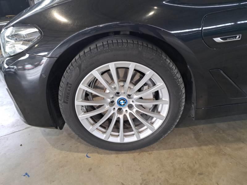 BMW Serie 5 530E XDRIVE BUSINESS AUTO TOURING - foto 46