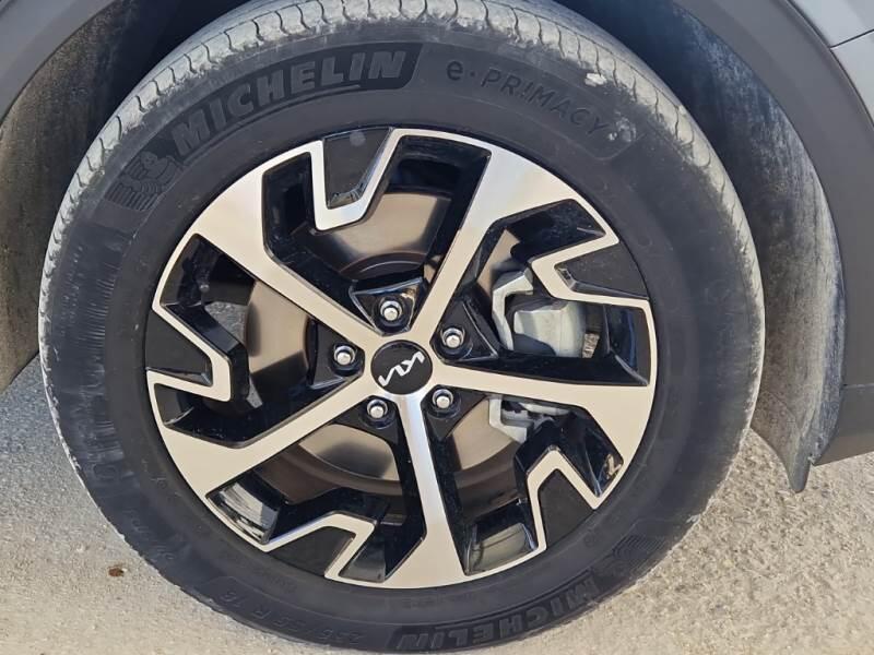 Kia Sportage 1.6 TGDI HEV STYLE 2WD AUTO - foto 17