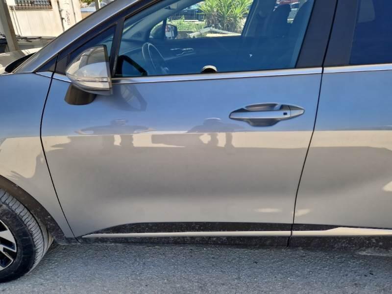 Kia Sportage 1.6 TGDI HEV STYLE 2WD AUTO - foto 40