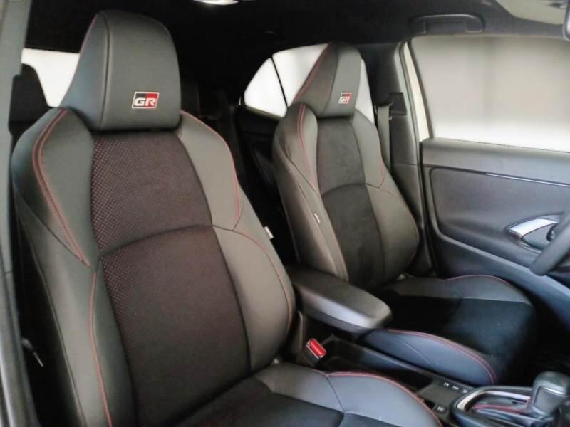 Toyota Yaris-Cross 1.5H (130 CV) E-CVT GR SPORT - foto 13