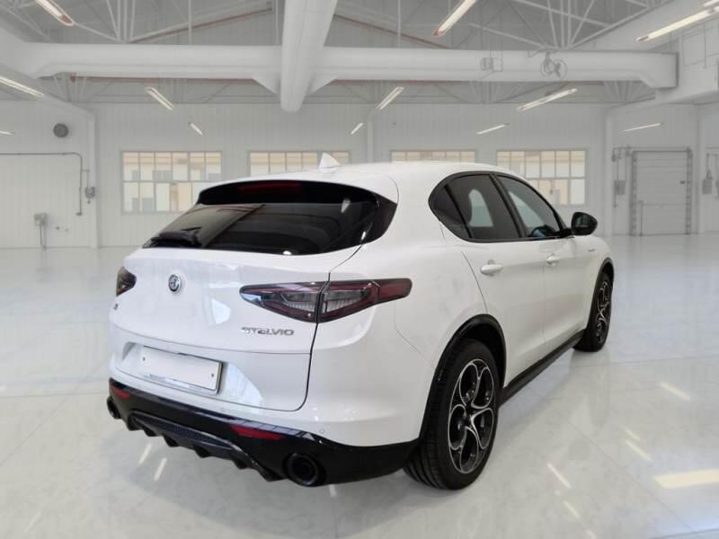 Alfa Romeo Stelvio 2.2 TD 210 CV VELOCE AT8 Q4 - foto 2