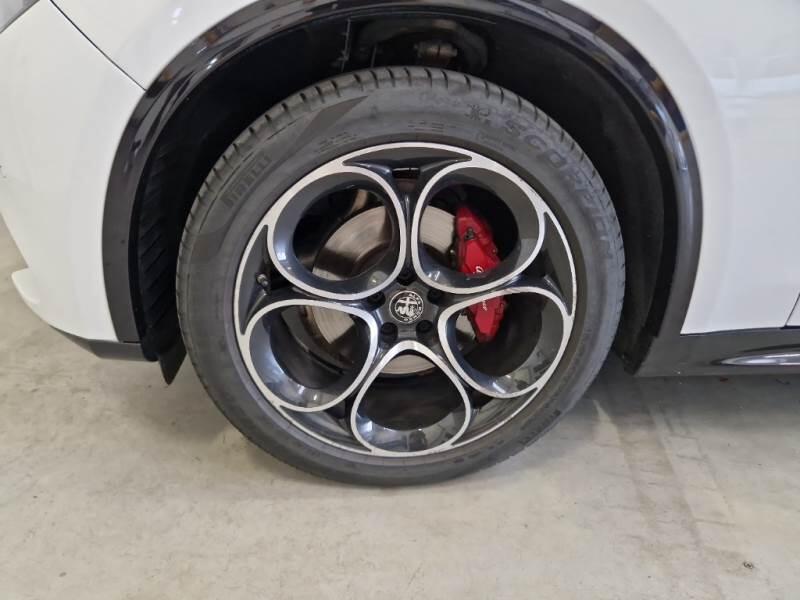 Alfa Romeo Stelvio 2.2 TD 210 CV VELOCE AT8 Q4 - foto 20