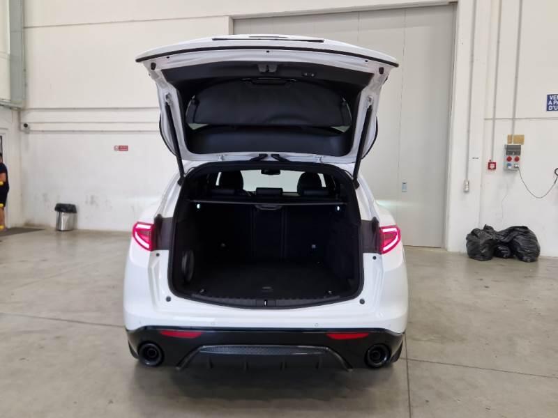 Alfa Romeo Stelvio 2.2 TD 210 CV VELOCE AT8 Q4 - foto 5