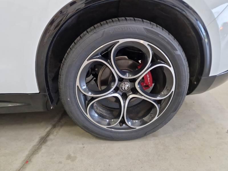 Alfa Romeo Stelvio 2.2 TD 210 CV VELOCE AT8 Q4 - foto 59
