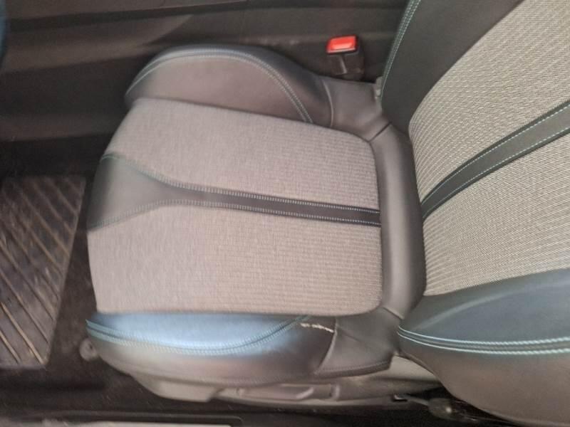 Peugeot 3008 BLUEHDI 130 EAT8 SeS ALLURE - foto 12