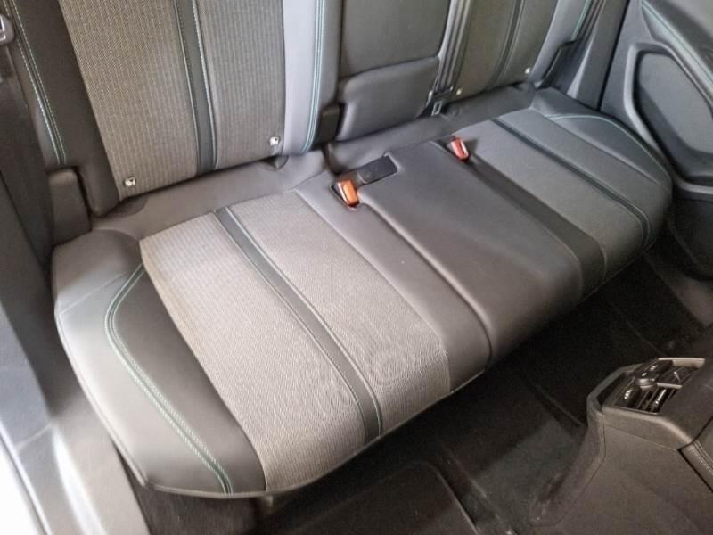 Peugeot 3008 BLUEHDI 130 EAT8 SeS ALLURE - foto 16