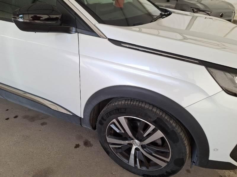 Peugeot 3008 BLUEHDI 130 EAT8 SeS ALLURE - foto 32