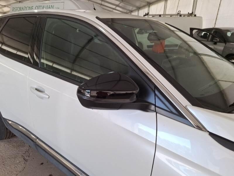 Peugeot 3008 BLUEHDI 130 EAT8 SeS ALLURE - foto 34