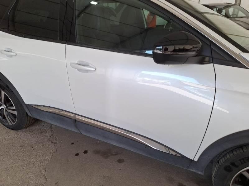 Peugeot 3008 BLUEHDI 130 EAT8 SeS ALLURE - foto 36
