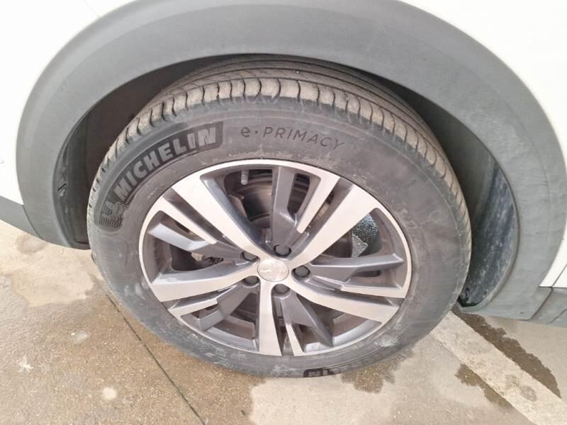 Peugeot 3008 BLUEHDI 130 EAT8 SeS ALLURE - foto 67