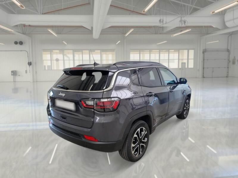 Jeep Compass 1.6 MJET II 96KW LIMITED - foto 2