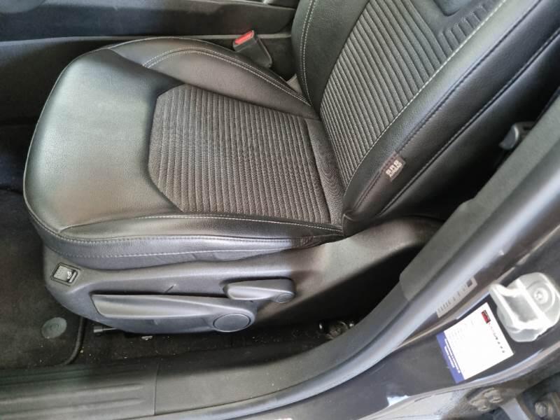 Jeep Compass 1.6 MJET II 96KW LIMITED - foto 12