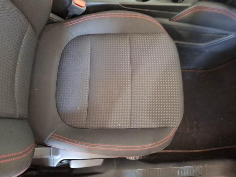Ford Kuga 2.0 ECOBLUE 120CV 2WD ST-LINE AUTO - foto 14