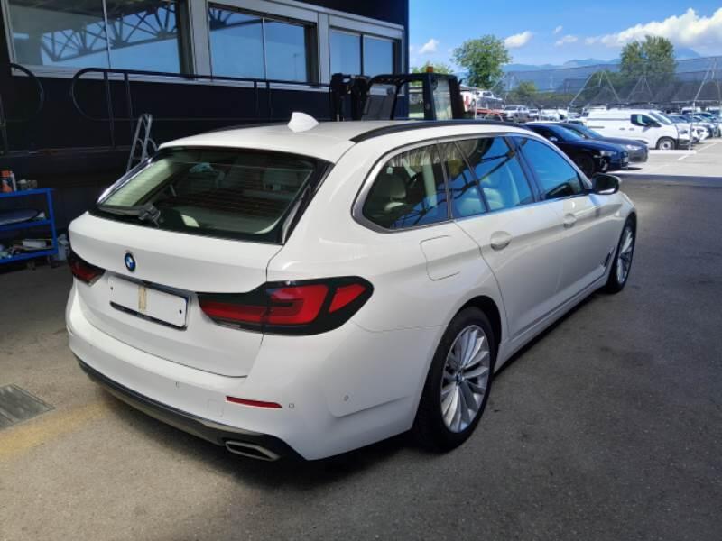 BMW Serie 5 540D XDRIVE LUXURY AUTO TOURING - foto 2