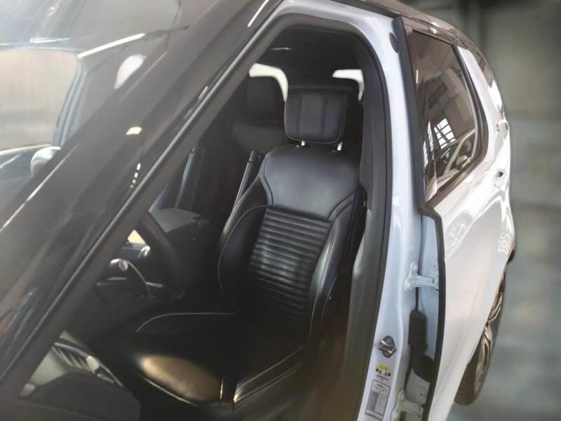 Land Rover Discovery 2020 5P SUV 3.0 D I6 300PS R-DYNAMIC HSE AWD AUTO. - foto 11