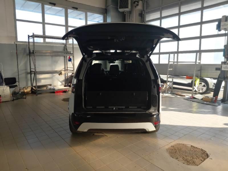Land Rover Discovery 2020 5P SUV 3.0 D I6 300PS R-DYNAMIC HSE AWD AUTO. - foto 5