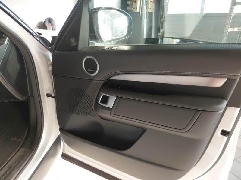 Land Rover Discovery 2020 5P SUV 3.0 D I6 300PS R-DYNAMIC HSE AWD AUTO. - foto 51