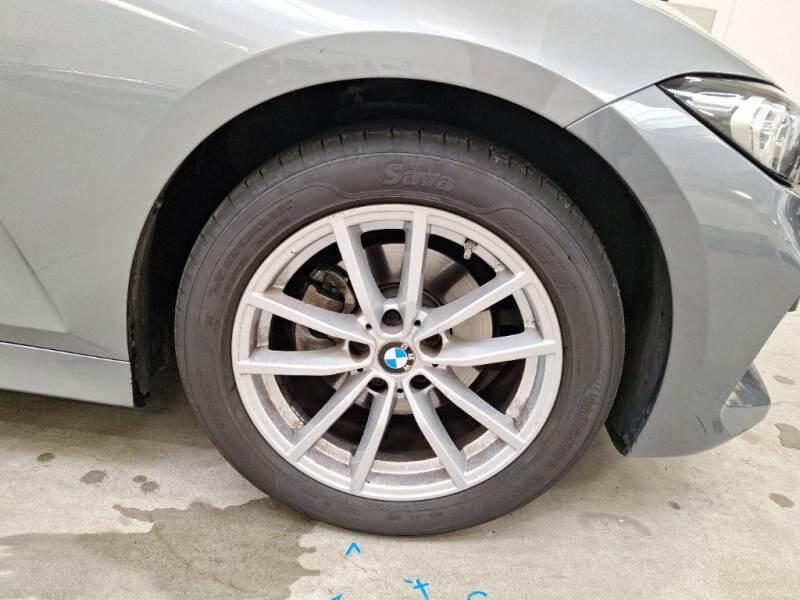 BMW Serie 3 Touring 320D 48V TOURING AUTO - foto 17