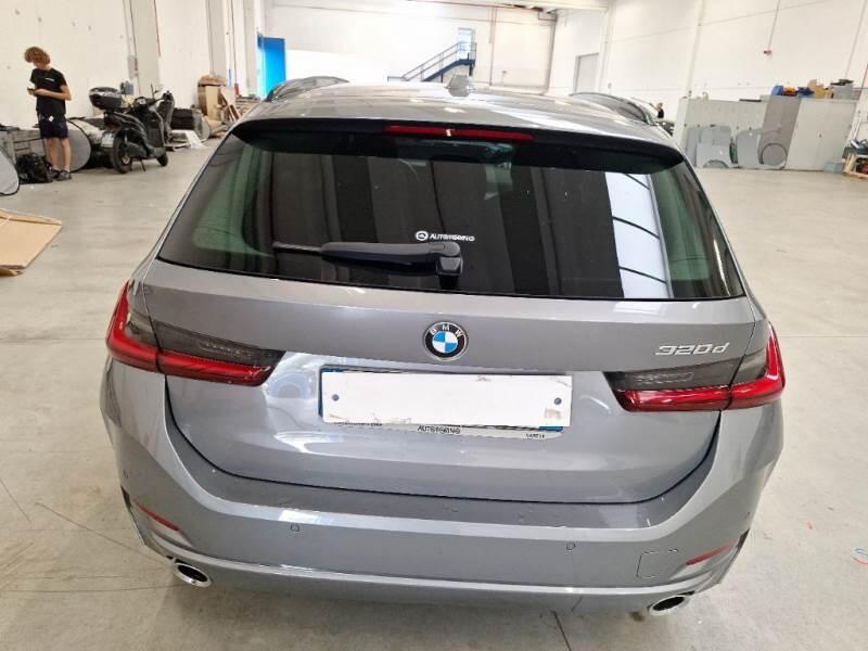 BMW Serie 3 Touring 320D 48V TOURING AUTO - foto 30