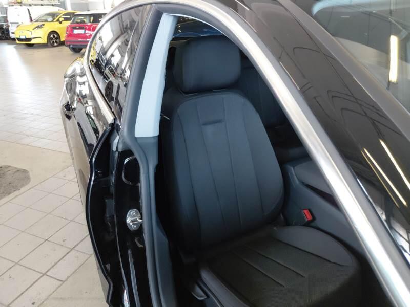 Audi A5 Sportback 35 TDI BUSINESS S TRONIC - foto 12