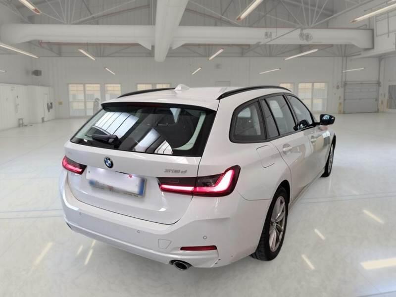 BMW Serie 3 Touring 318D 48V TOURING AUTO - foto 2