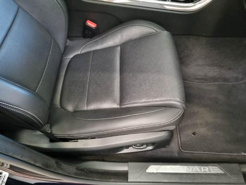 Jaguar XE 2.0D D204 R-DYNAMIC S AUTO - foto 14