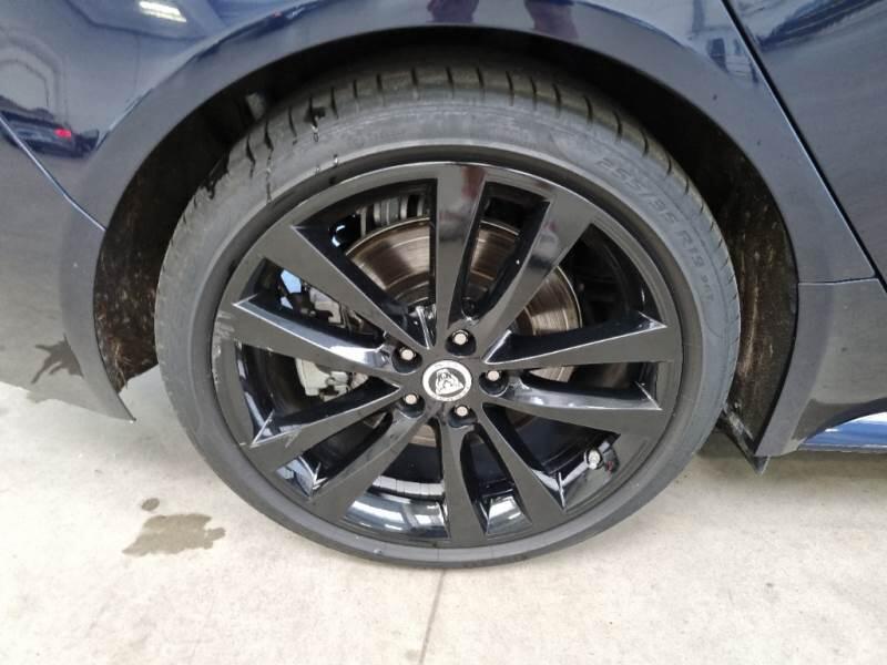 Jaguar XE 2.0D D204 R-DYNAMIC S AUTO - foto 18