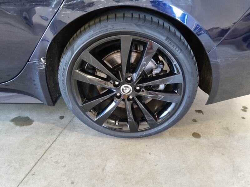 Jaguar XE 2.0D D204 R-DYNAMIC S AUTO - foto 19