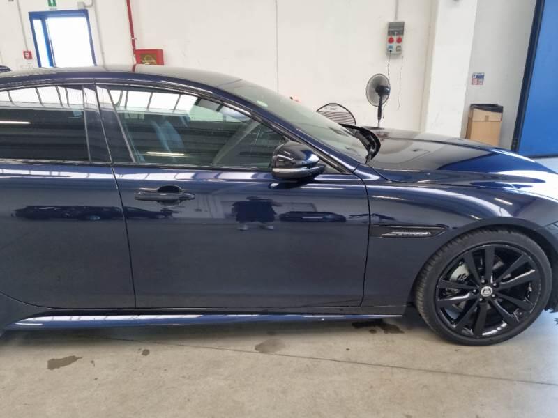 Jaguar XE 2.0D D204 R-DYNAMIC S AUTO - foto 34