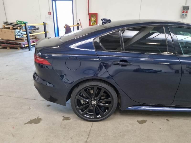 Jaguar XE 2.0D D204 R-DYNAMIC S AUTO - foto 42