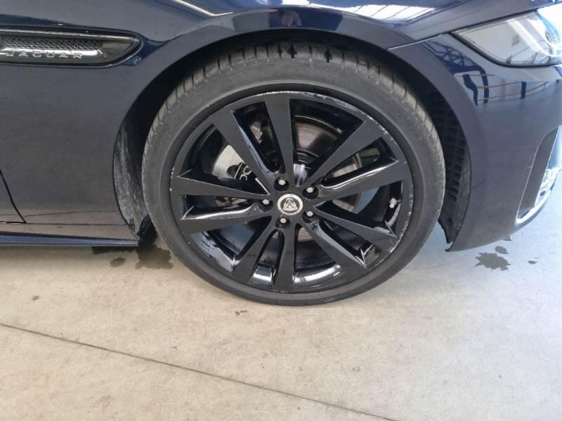 Jaguar XE 2.0D D204 R-DYNAMIC S AUTO - foto 61