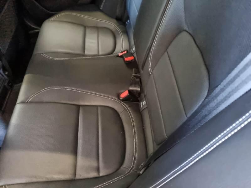Jaguar XE 2.0D D204 R-DYNAMIC S AUTO - foto 74