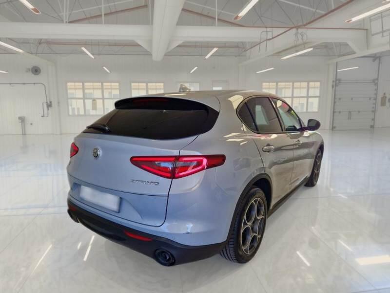 Alfa Romeo Stelvio 2.2 TD 190 CV SPRINT AT8 Q4 - foto 2