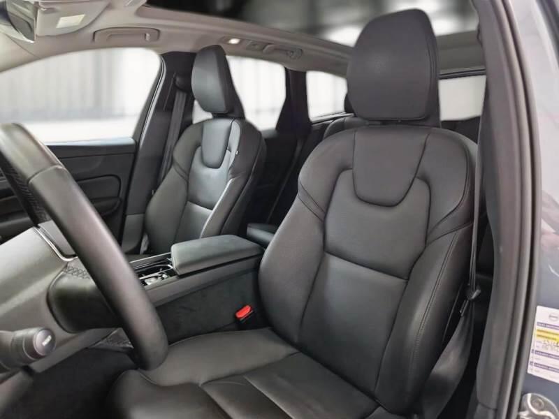 Volvo XC60 T6 PLUG-IN AWD AUTO PLUS DARK - foto 11