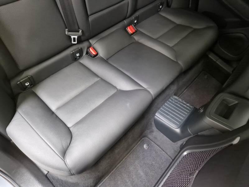 Volvo XC60 T6 PLUG-IN AWD AUTO PLUS DARK - foto 16