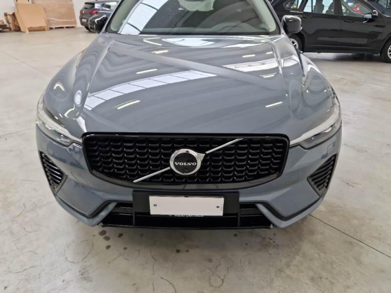 Volvo XC60 T6 PLUG-IN AWD AUTO PLUS DARK - foto 25