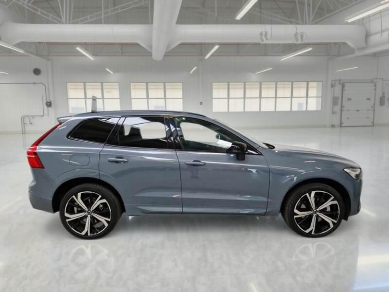 Volvo XC60 T6 PLUG-IN AWD AUTO PLUS DARK - foto 7